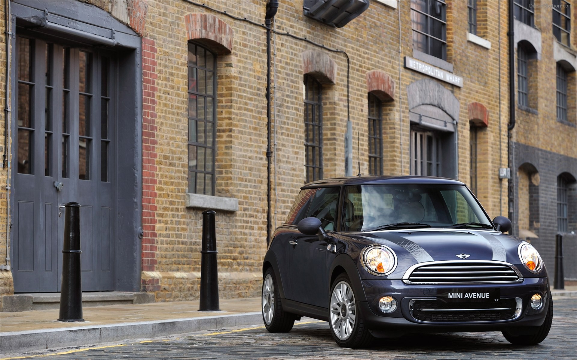 MINI Avenue 2012