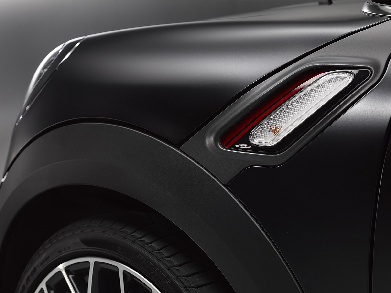 MINI Frozen Black Metallic 2014