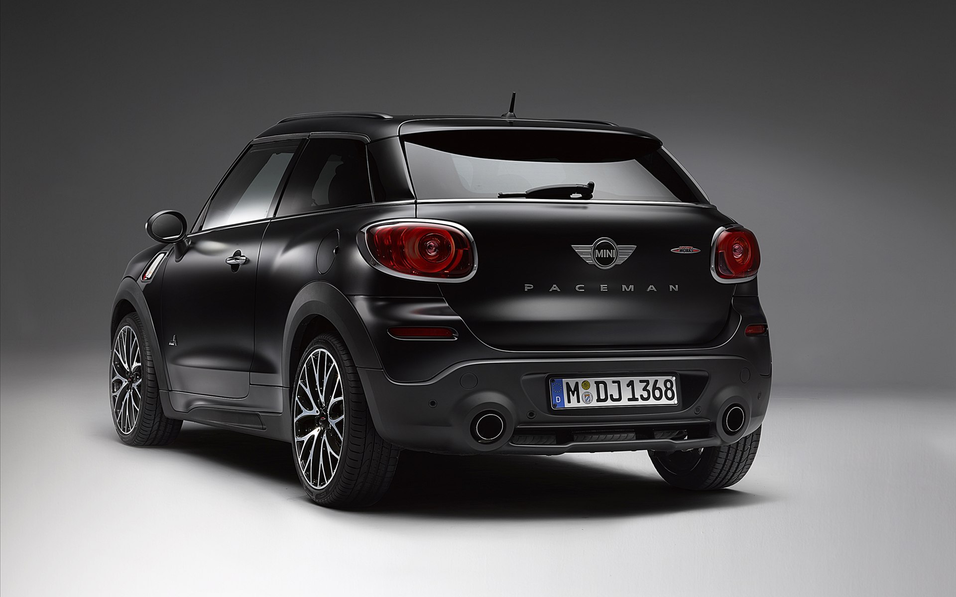 MINI Frozen Black Metallic 2014