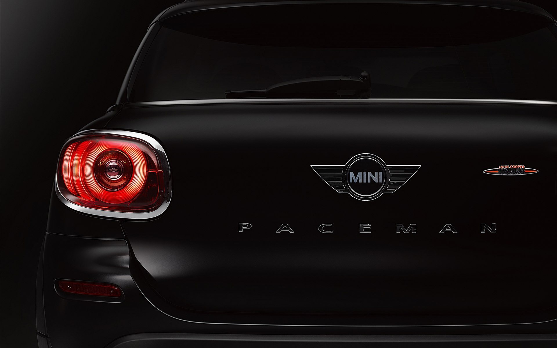 MINI Frozen Black Metallic 2014