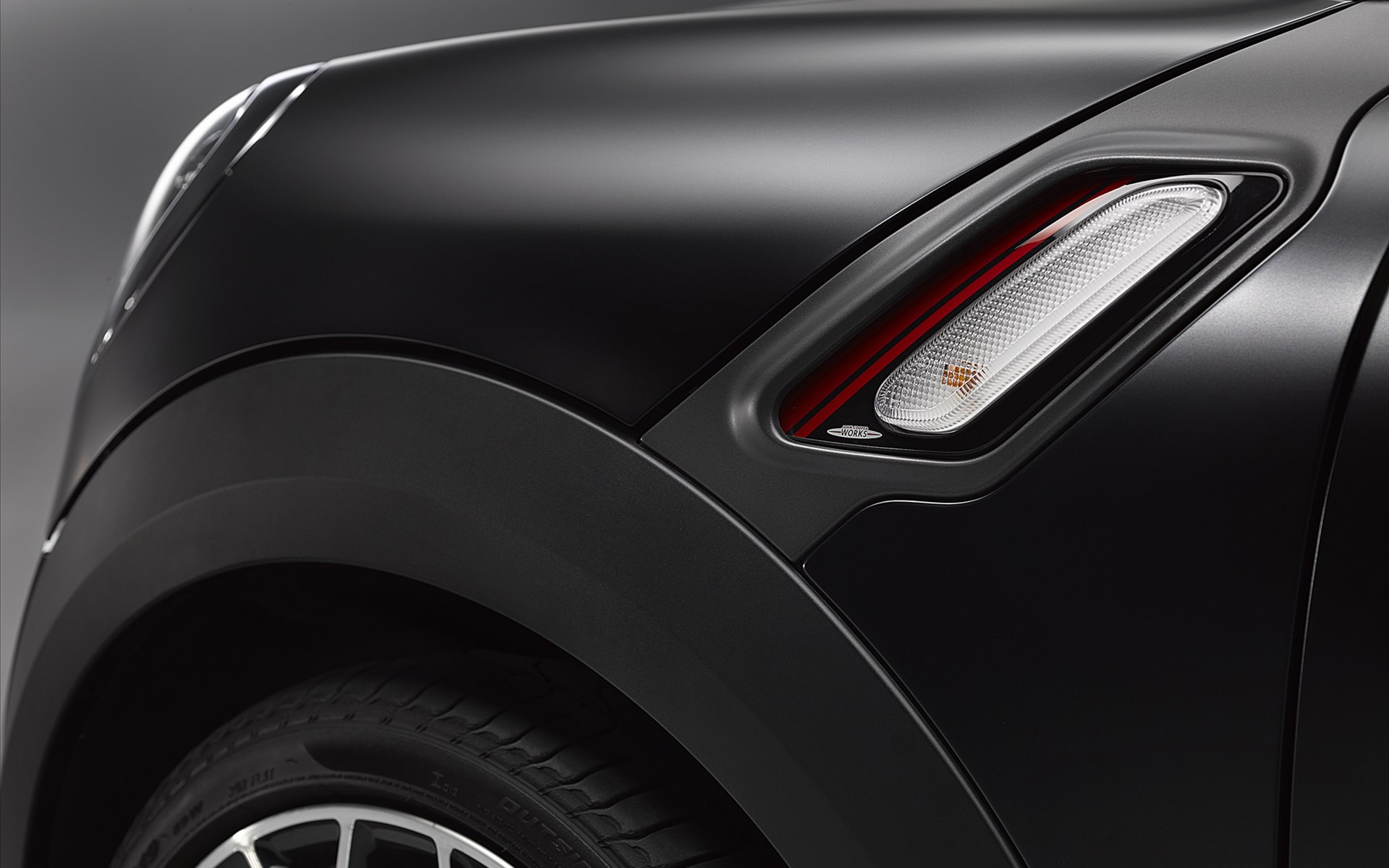 MINI Frozen Black Metallic 2014