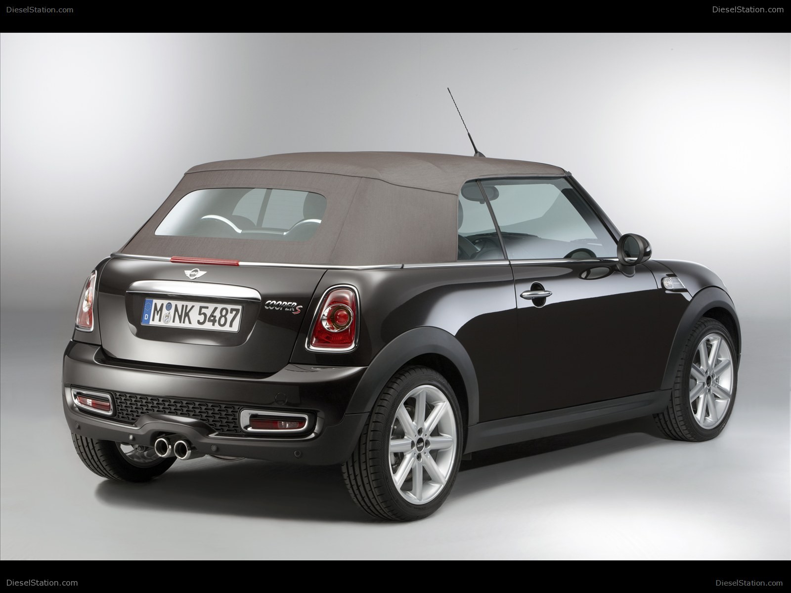 Mini Convertible Highgate 2012