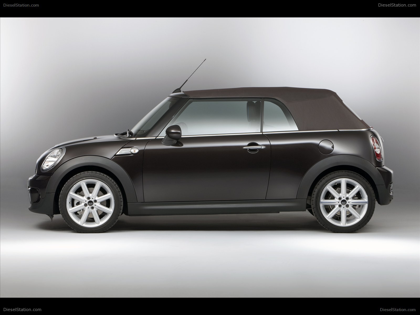 Mini Convertible Highgate 2012