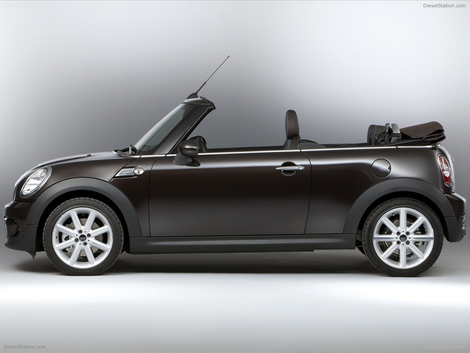 Mini Convertible Highgate 2012