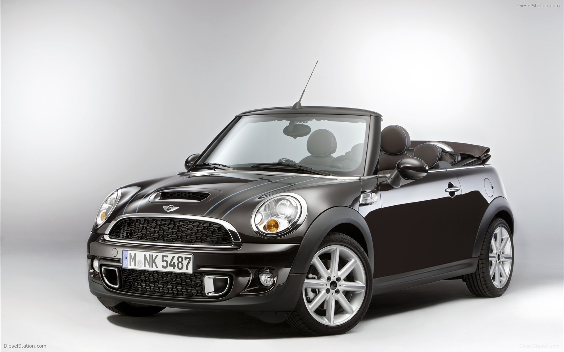 Mini Convertible Highgate 2012