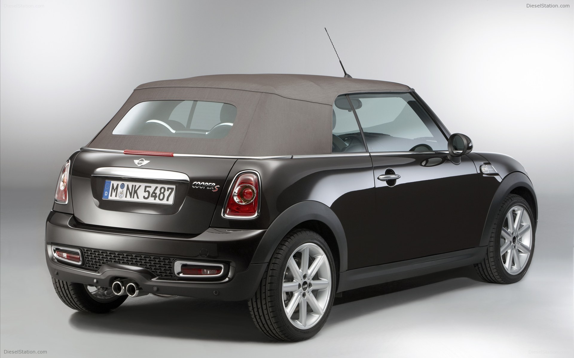 Mini Convertible Highgate 2012