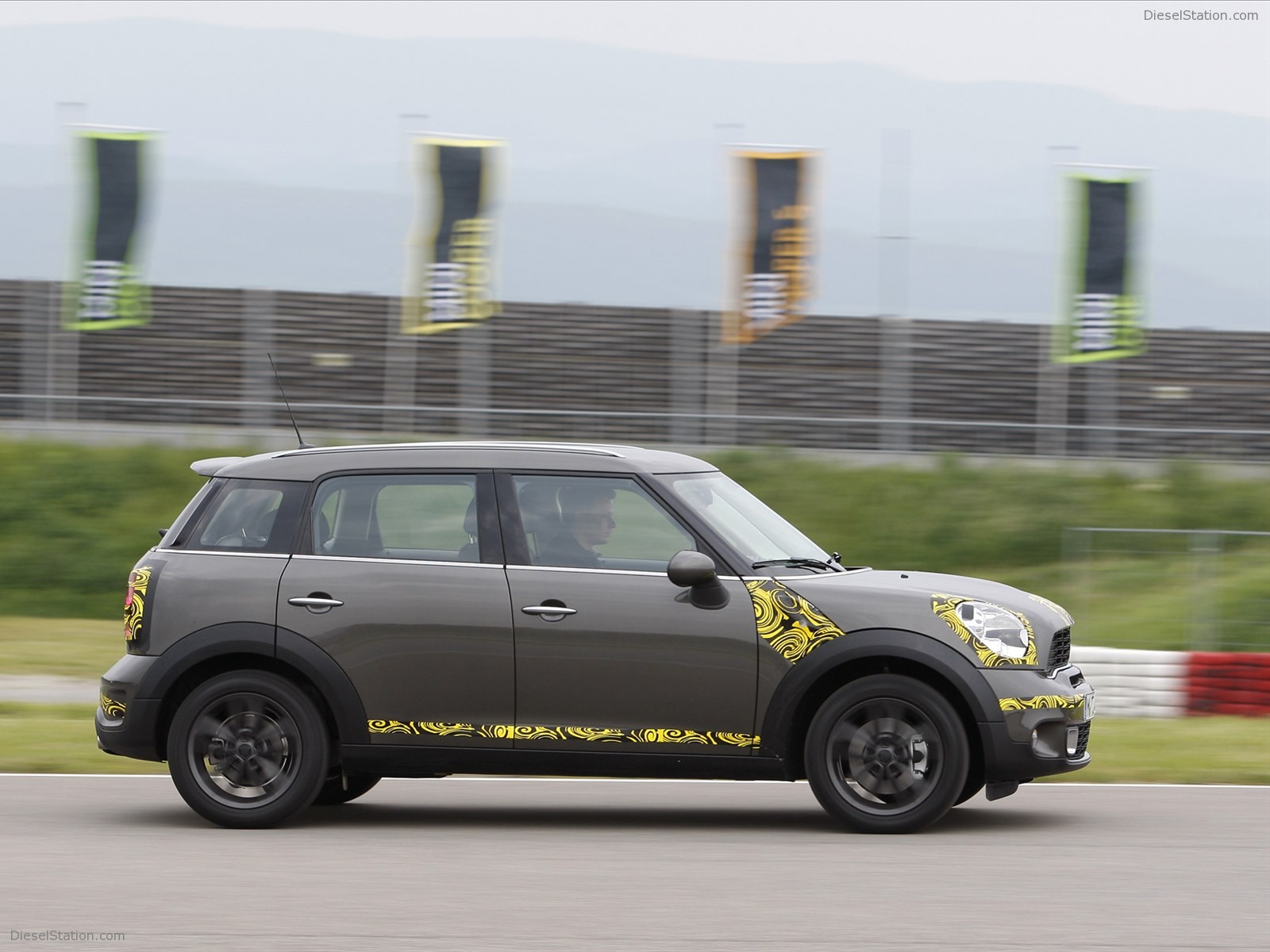 Mini Countryman Preview