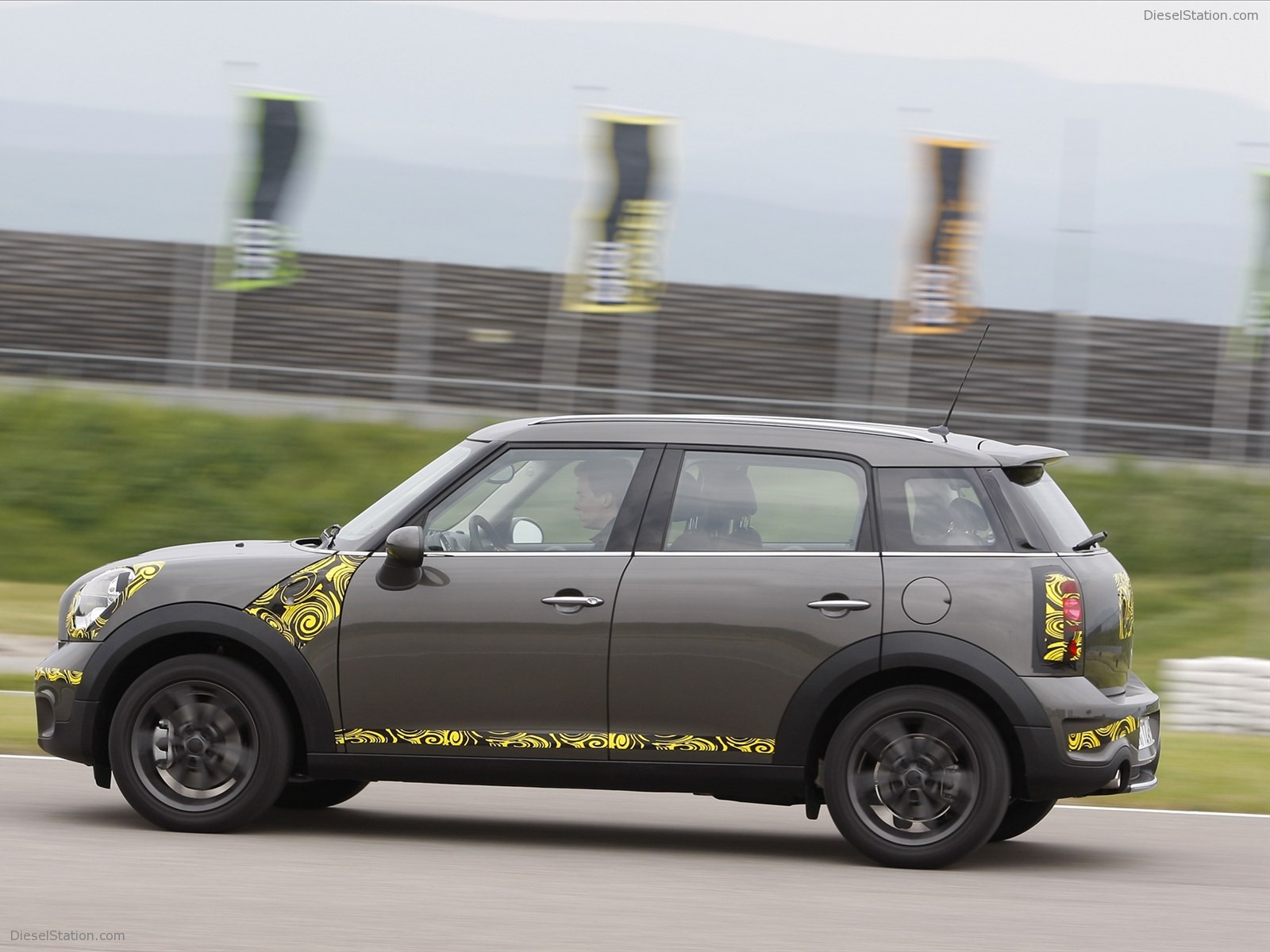 Mini Countryman Preview