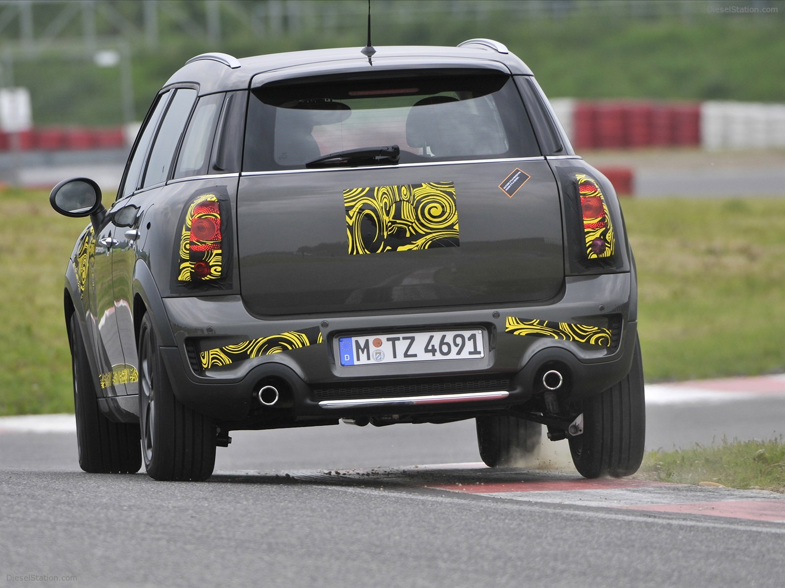 Mini Countryman Preview
