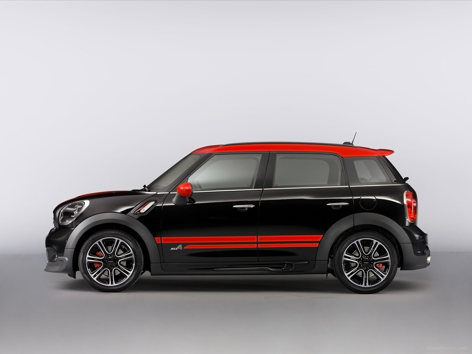 MINI John Cooper Works Countryman 2013 MINI John Cooper Works Countryman 2013