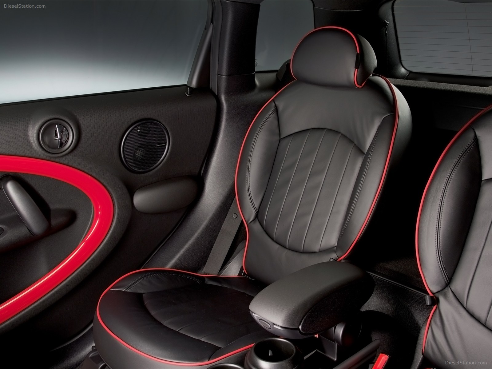 MINI John Cooper Works Countryman 2013