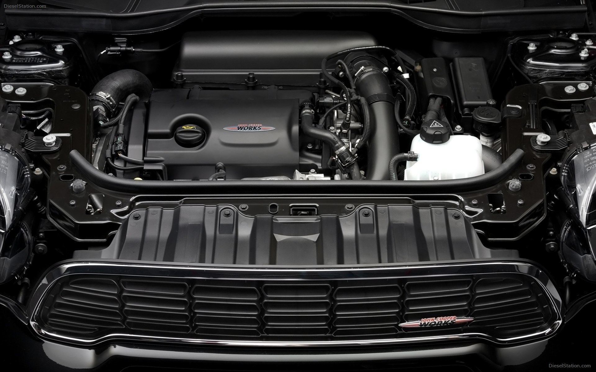 MINI John Cooper Works Countryman 2013
