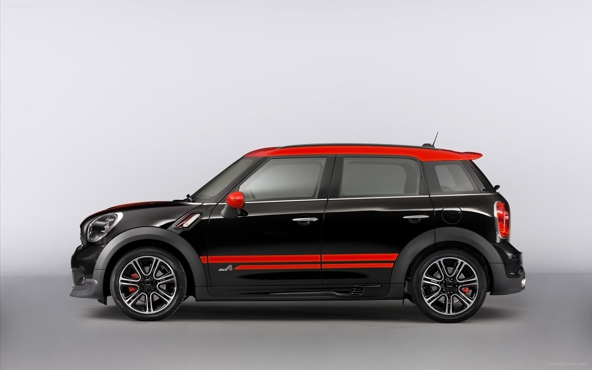 MINI John Cooper Works Countryman 2013