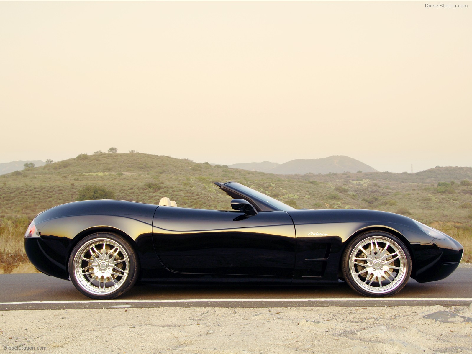 Anteros Coupe and Roadster by n2a Motors