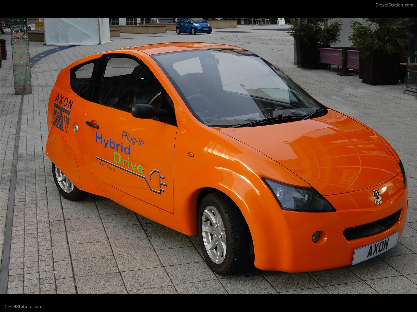 Axon 8080 Plug-In Hybrid
