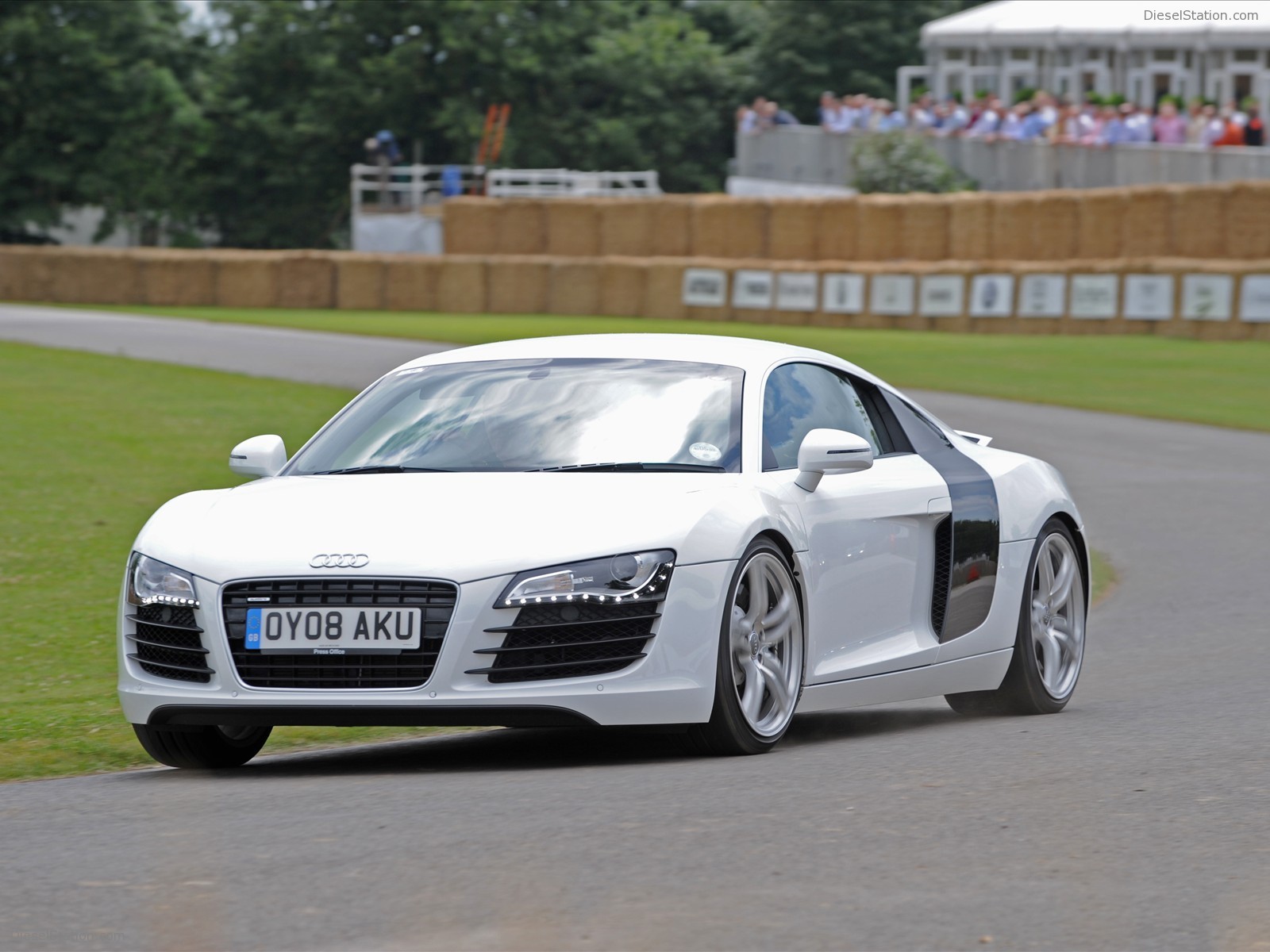 Goodwood Gathers New Cars