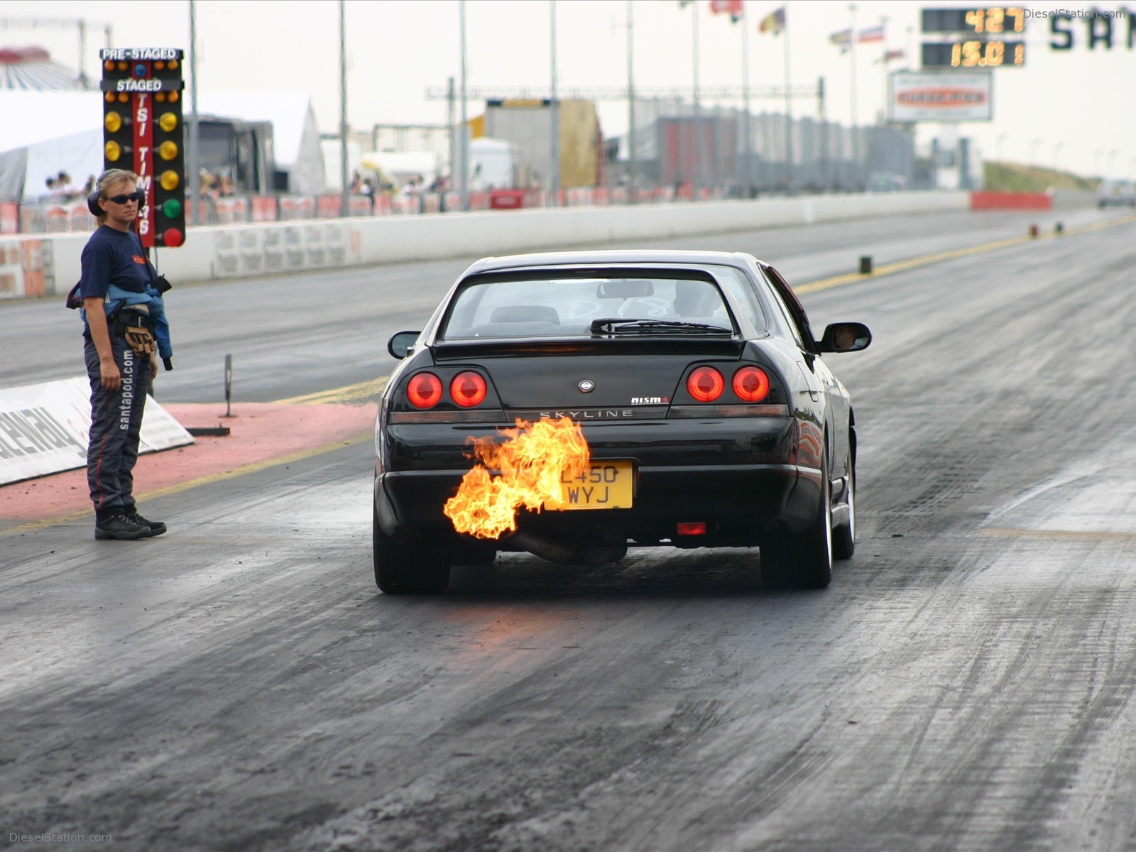 Santa Pod - Drag Racing Venue for General Public