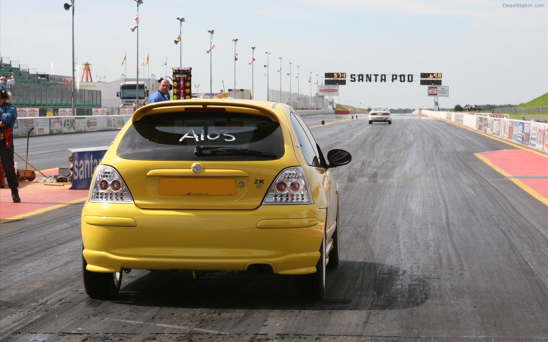 Santa Pod - Drag Racing Venue for General Public Santa Pod - Drag Racing Venue for General Public