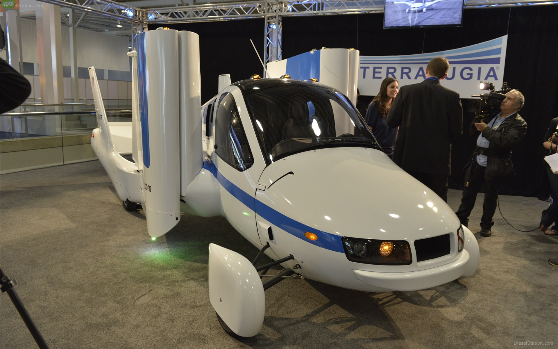 Terrafugia Transition Flying Car