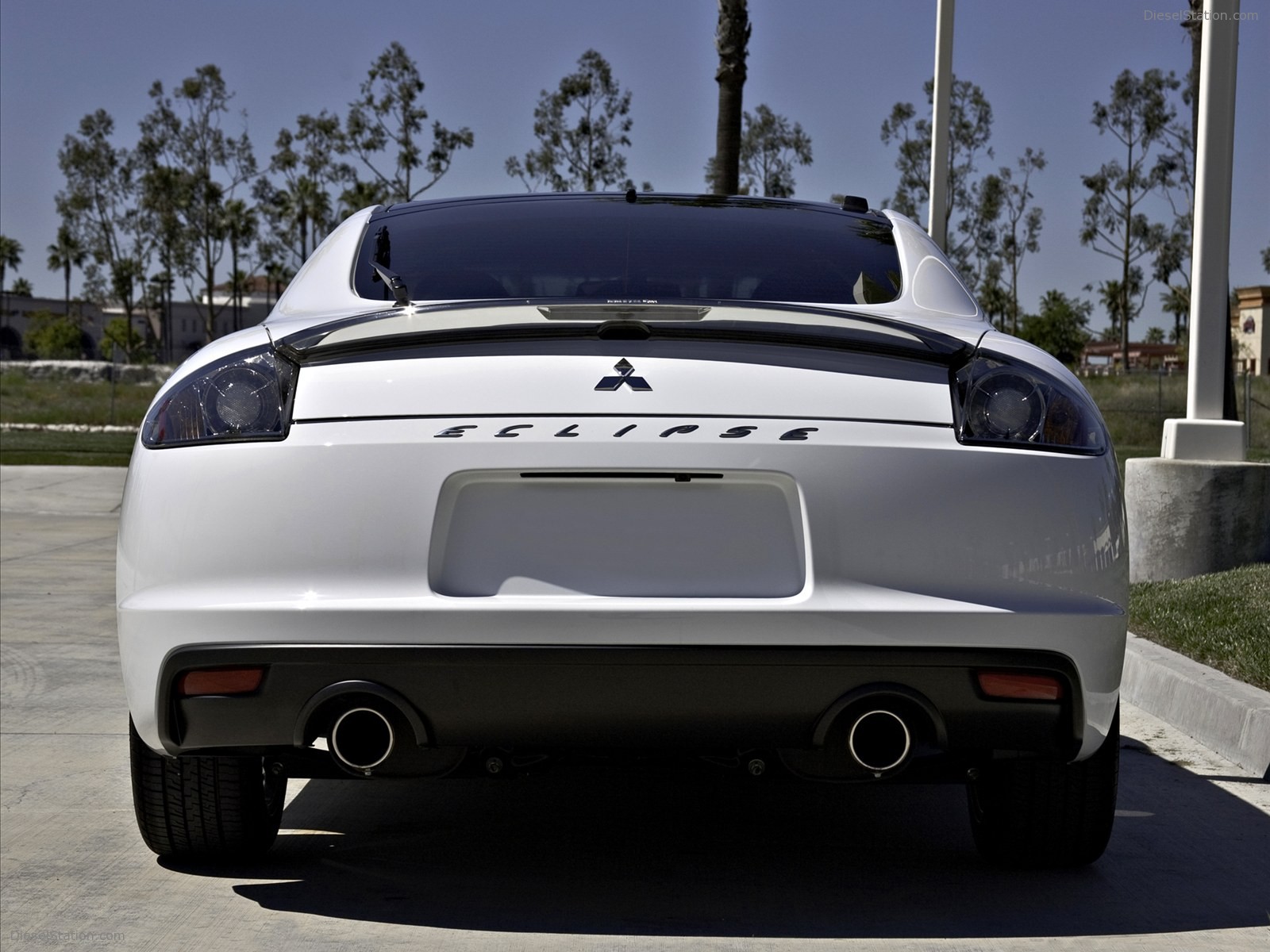 Mitsubishi Eclipse SE 2012