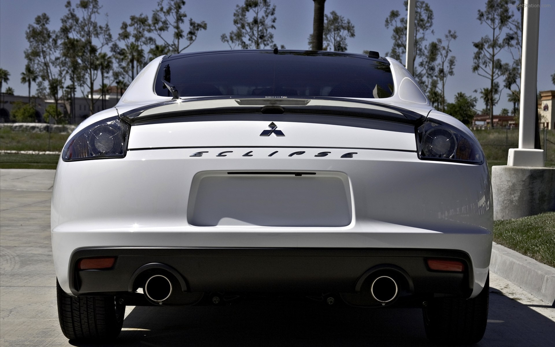 Mitsubishi Eclipse SE 2012