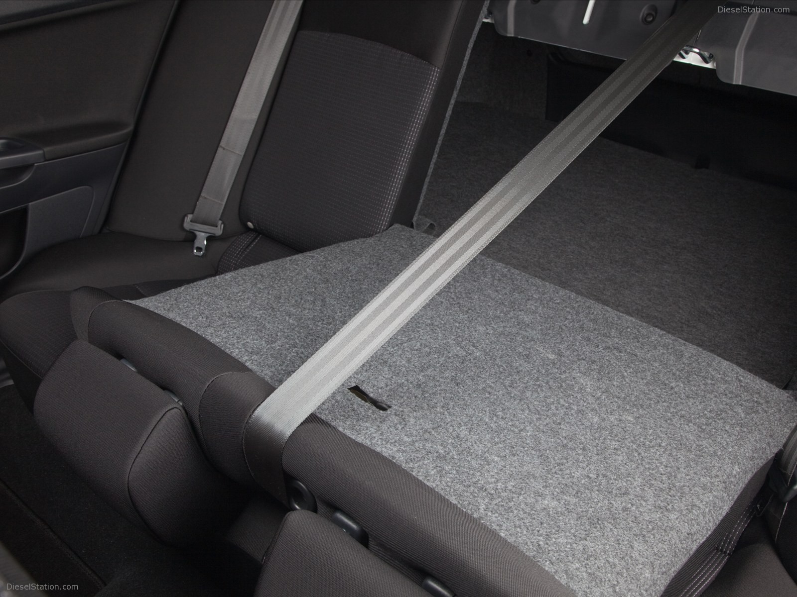 MItsubishi Lancer ES 2011
