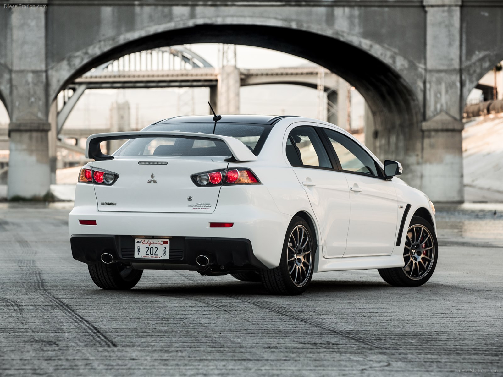 Mitsubishi Lancer Evolution Final Edition 2015 Mitsubishi Lancer Evolution Final Edition 2015