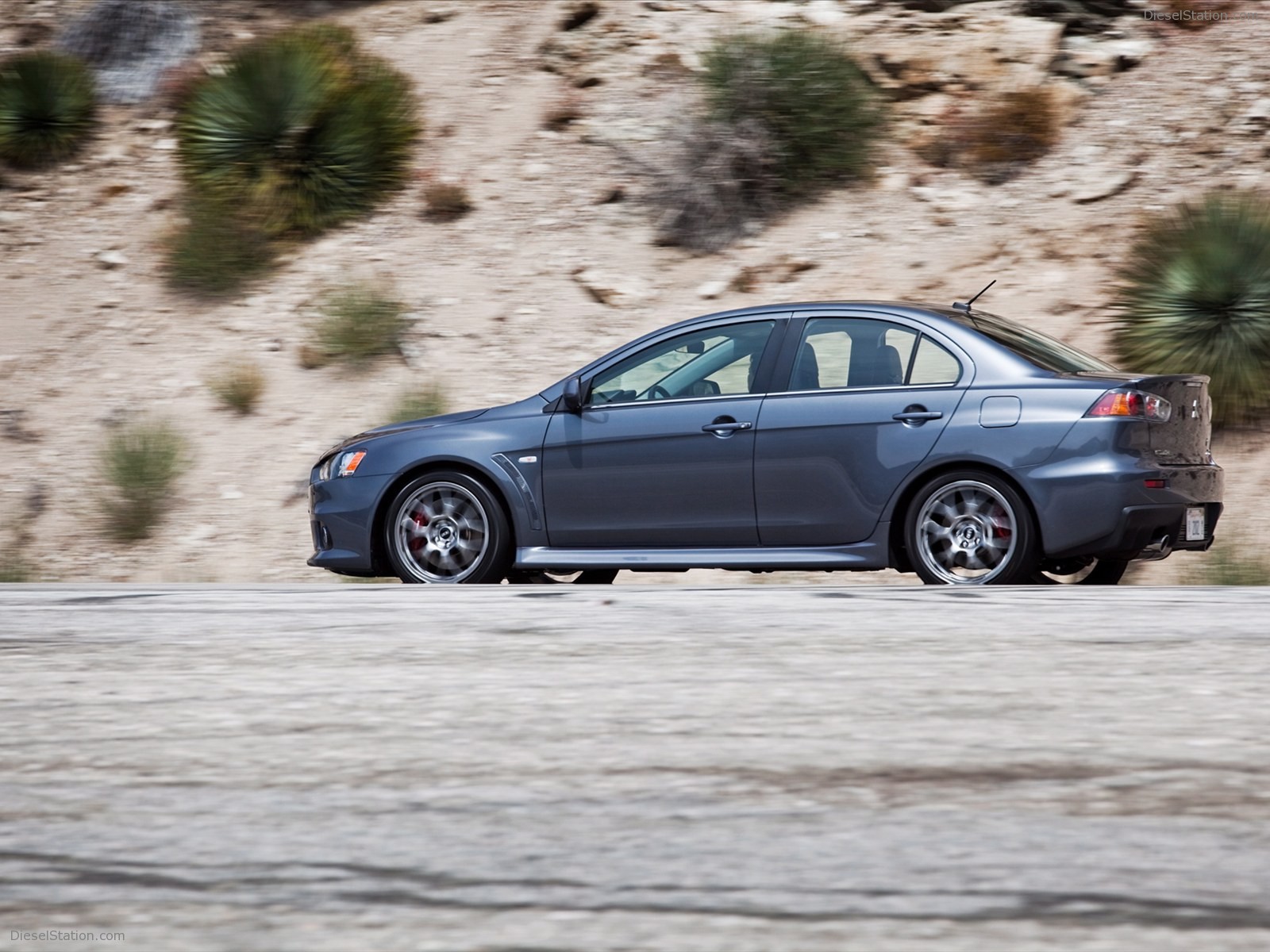Mitsubishi Lancer Evolution MR Touring 2010 Mitsubishi Lancer Evolution MR Touring 2010