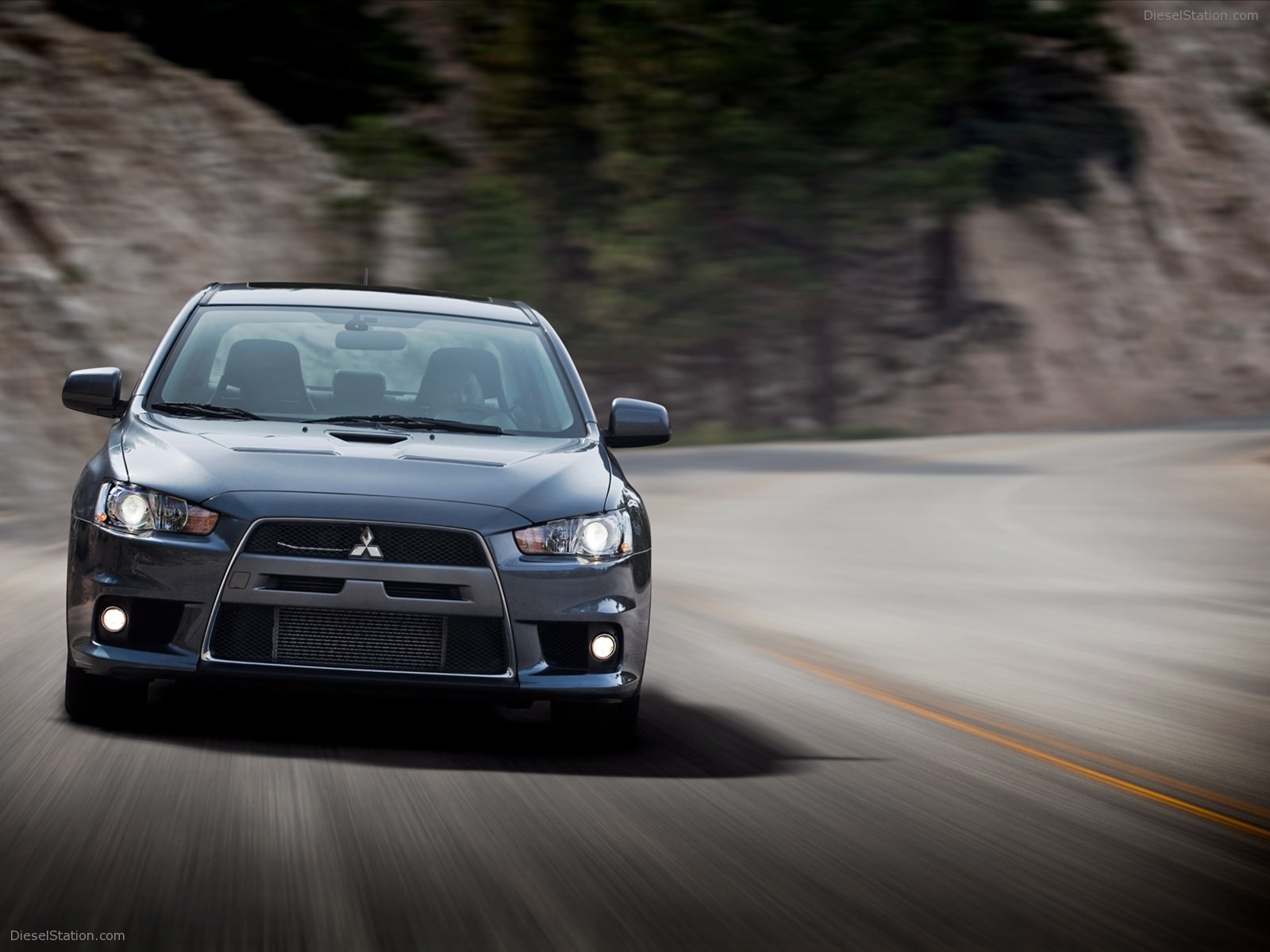 Mitsubishi Lancer Evolution MR Touring 2010 Mitsubishi Lancer Evolution MR Touring 2010