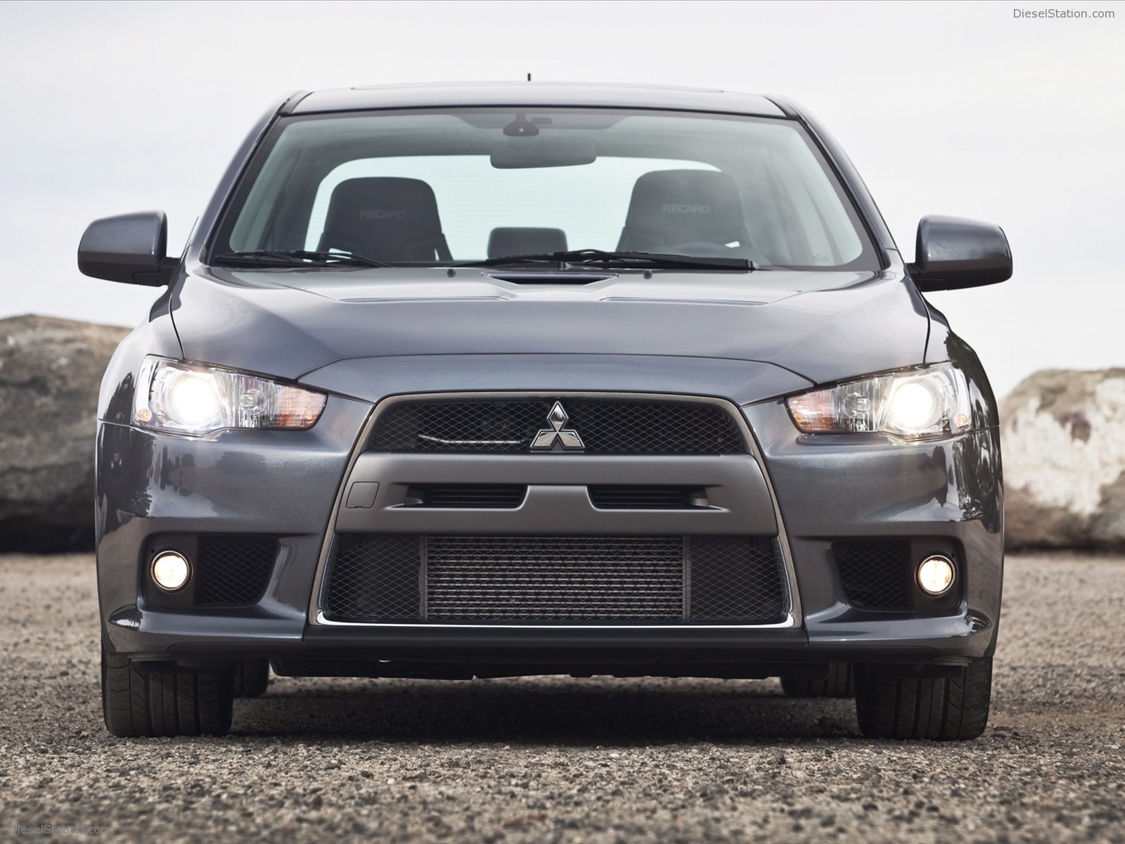 Mitsubishi Lancer Evolution MR Touring 2010 Mitsubishi Lancer Evolution MR Touring 2010