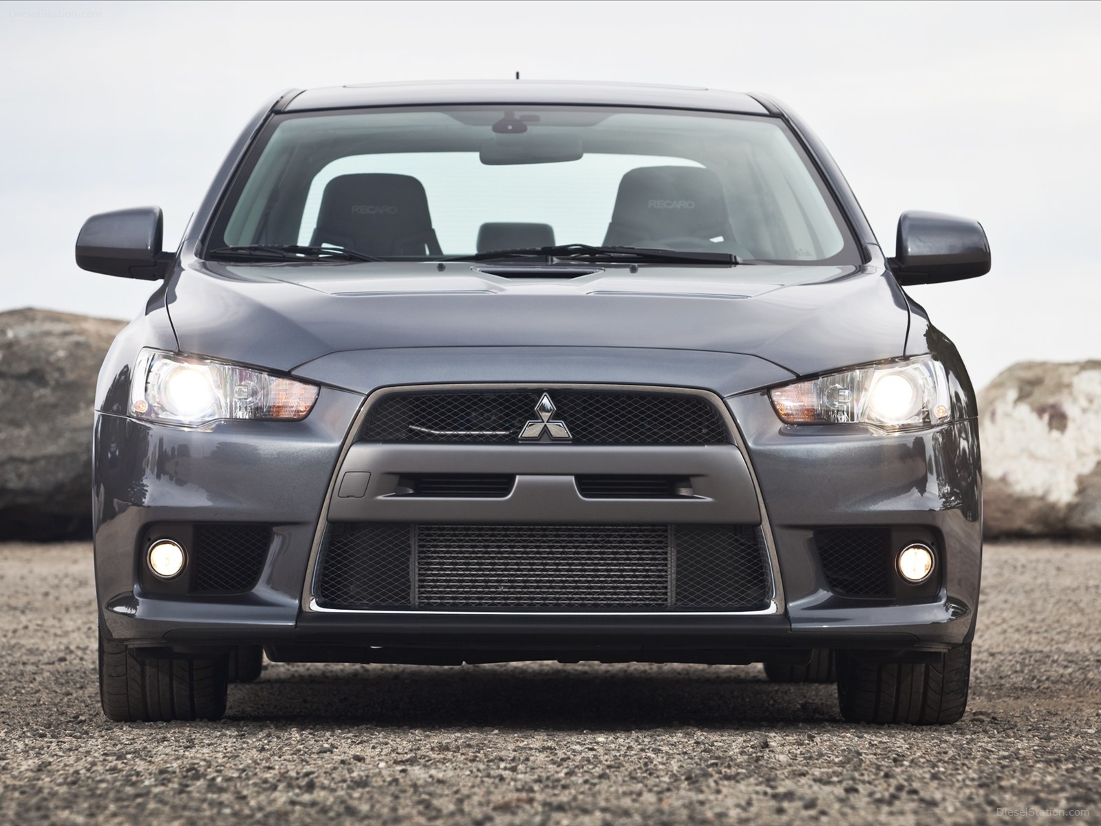Mitsubishi Lancer Evolution MR Touring 2013 Mitsubishi Lancer Evolution MR Touring 2013