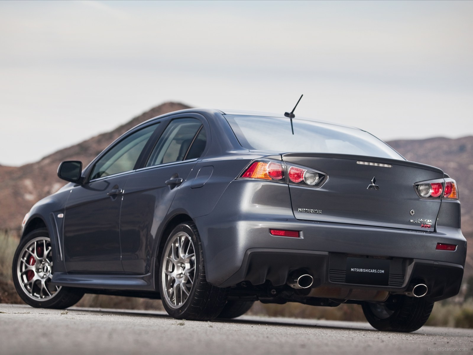 Mitsubishi Lancer Evolution MR Touring 2013 Mitsubishi Lancer Evolution MR Touring 2013