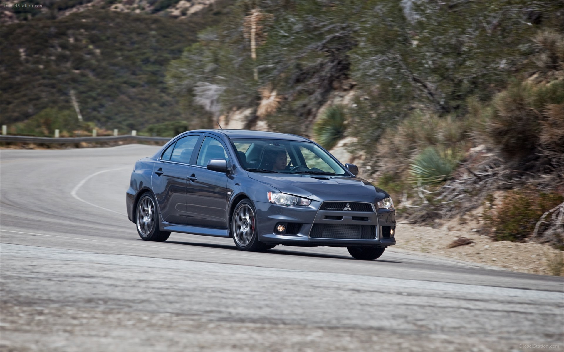 Mitsubishi Lancer Evolution MR Touring 2013