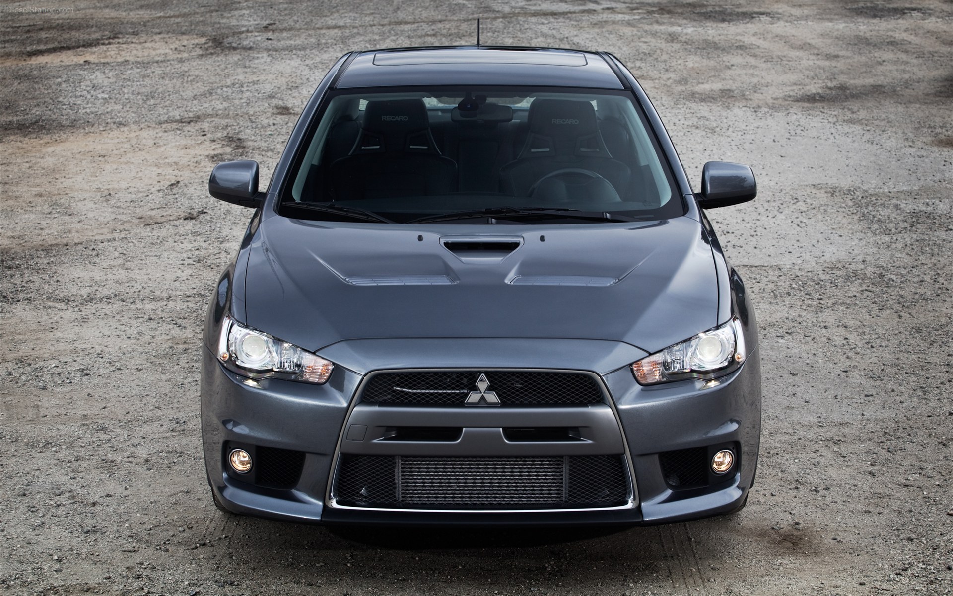 Mitsubishi Lancer Evolution MR Touring 2013