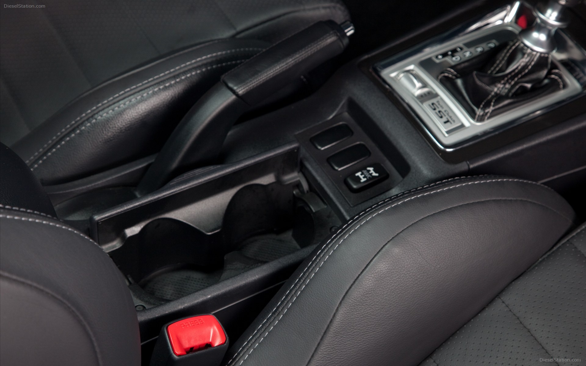 Mitsubishi Lancer Evolution MR Touring 2013 Mitsubishi Lancer Evolution MR Touring 2013