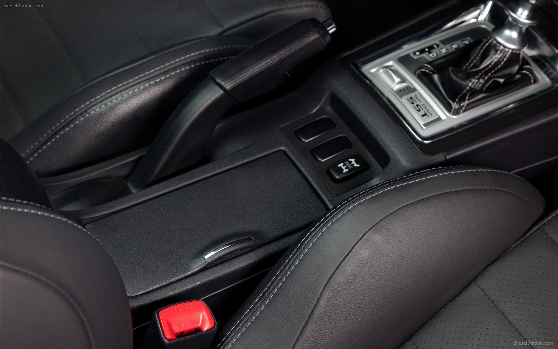 Mitsubishi Lancer Evolution MR Touring 2013 Mitsubishi Lancer Evolution MR Touring 2013