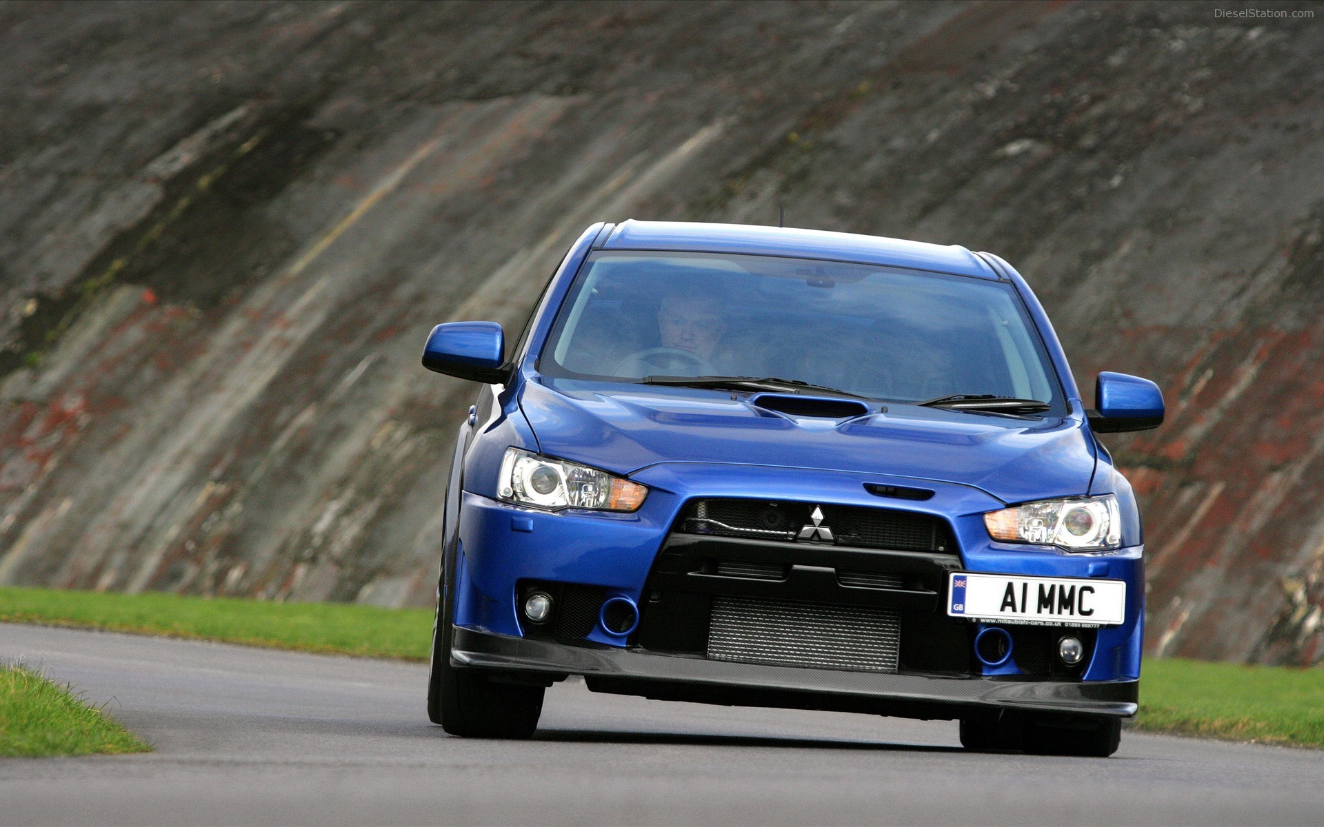 Mitsubishi Lancer Evolution X FQ-400