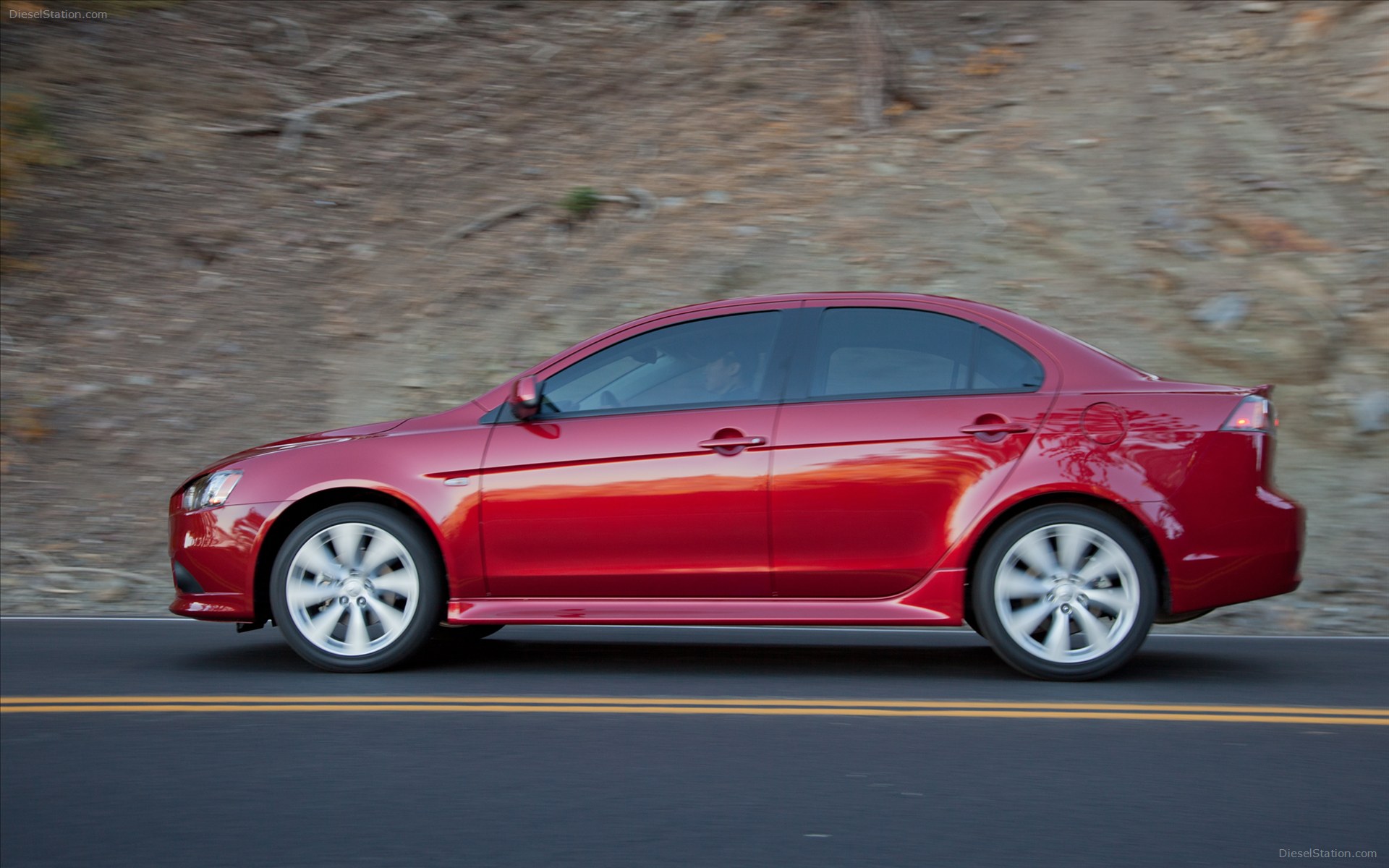 Mitsubishi Lancer GT 2013