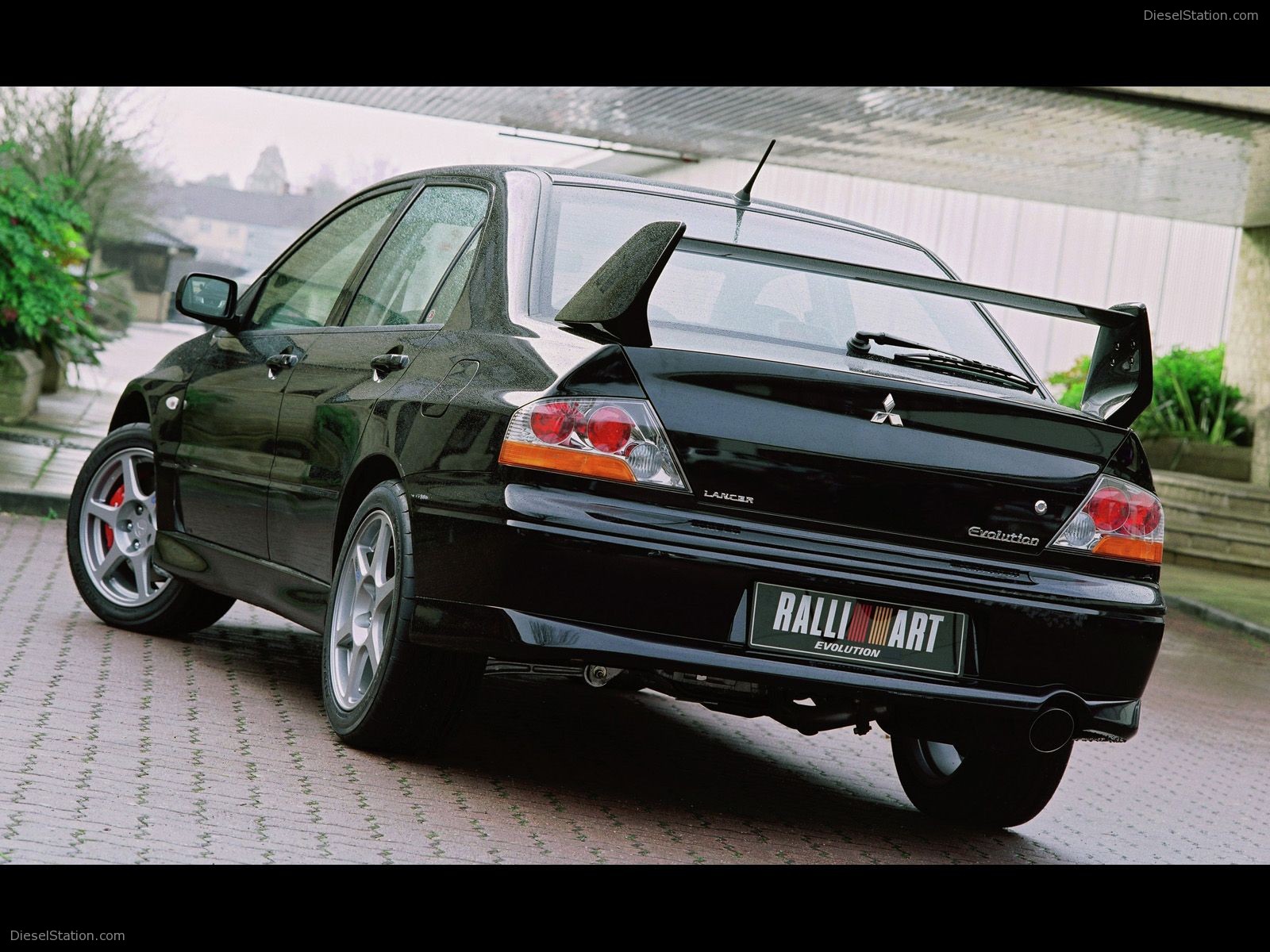 Mitsubishi Lancer