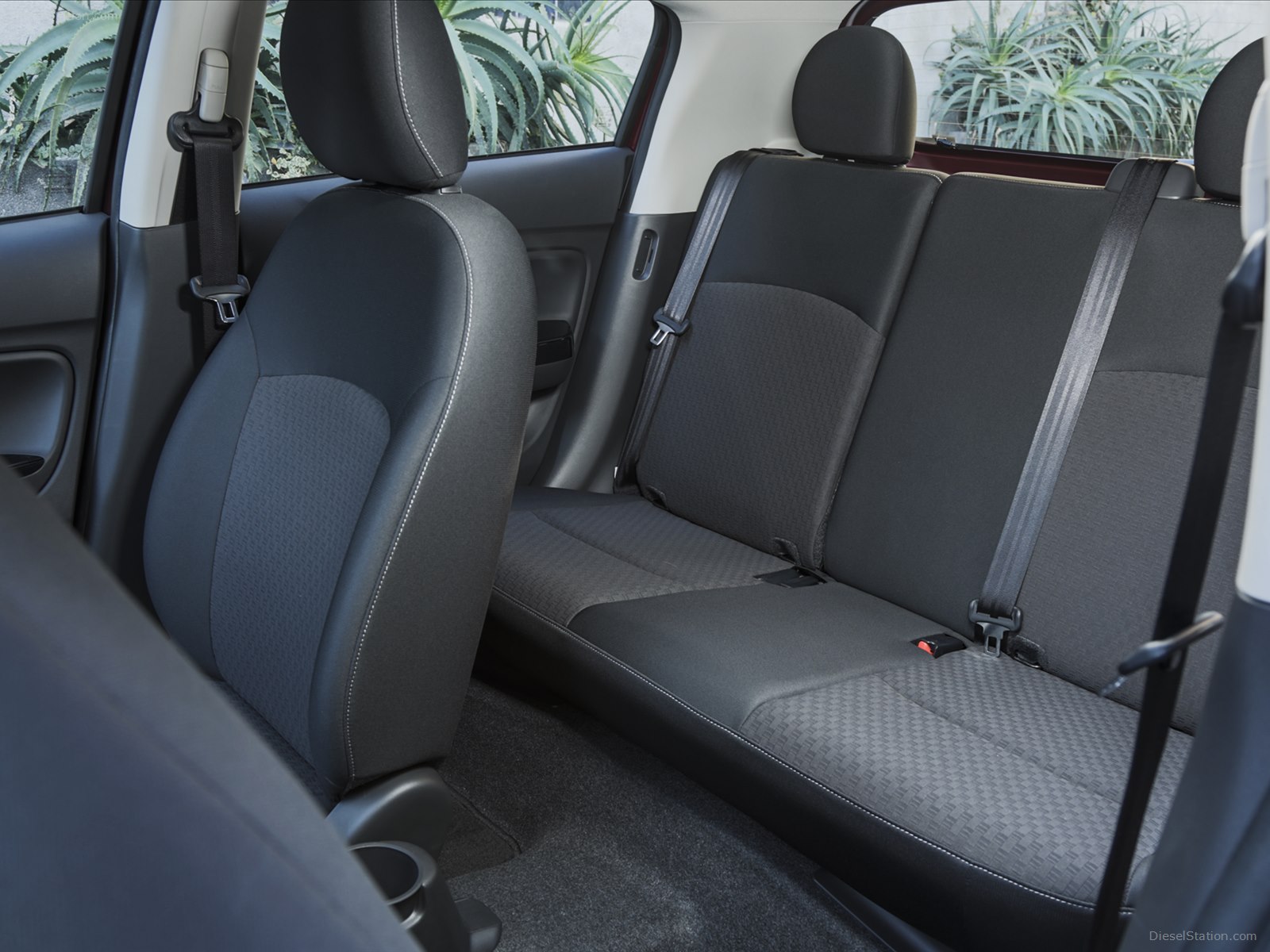 Mitsubishi Mirage GT 2017