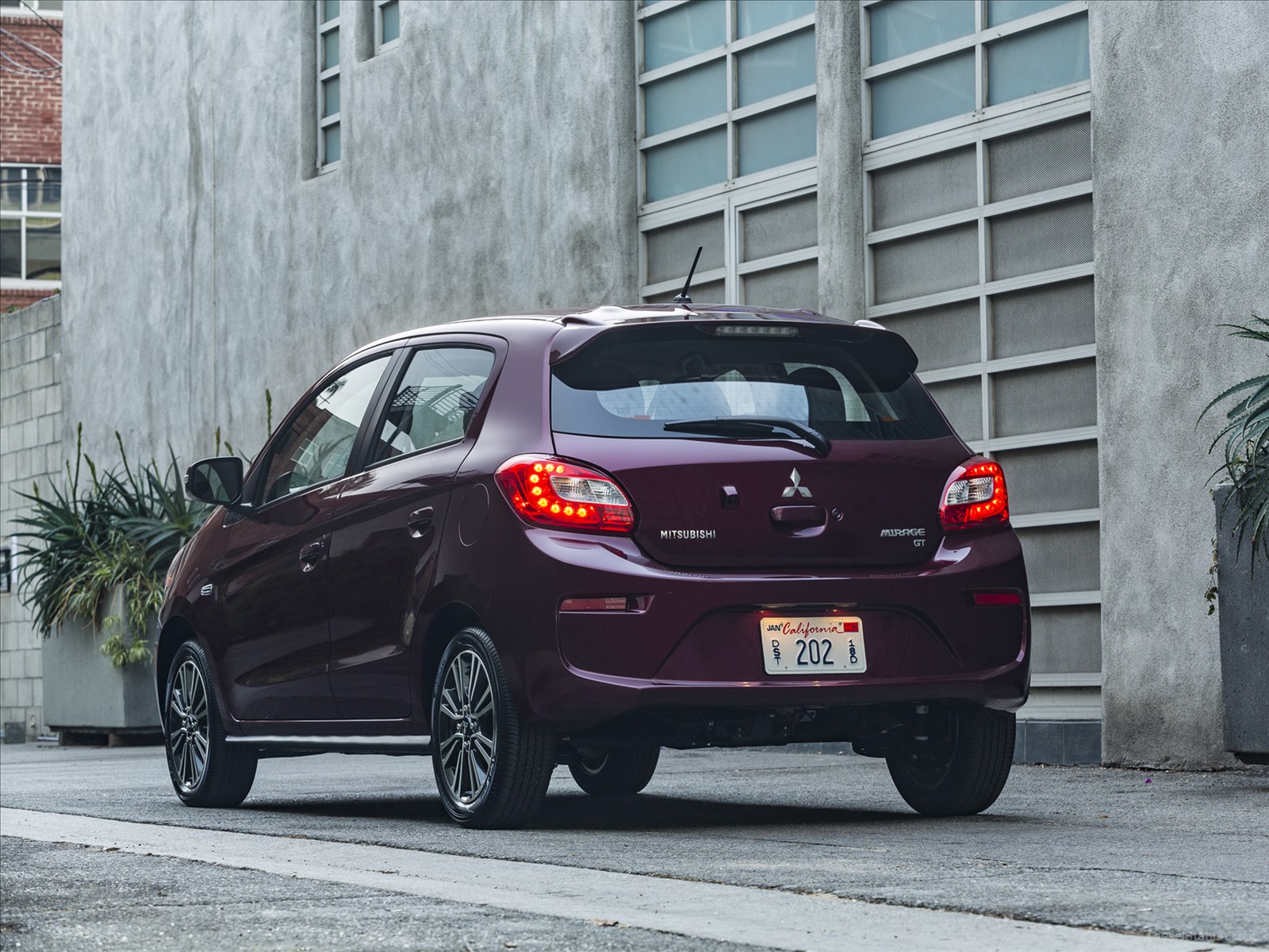 Mitsubishi Mirage GT 2017