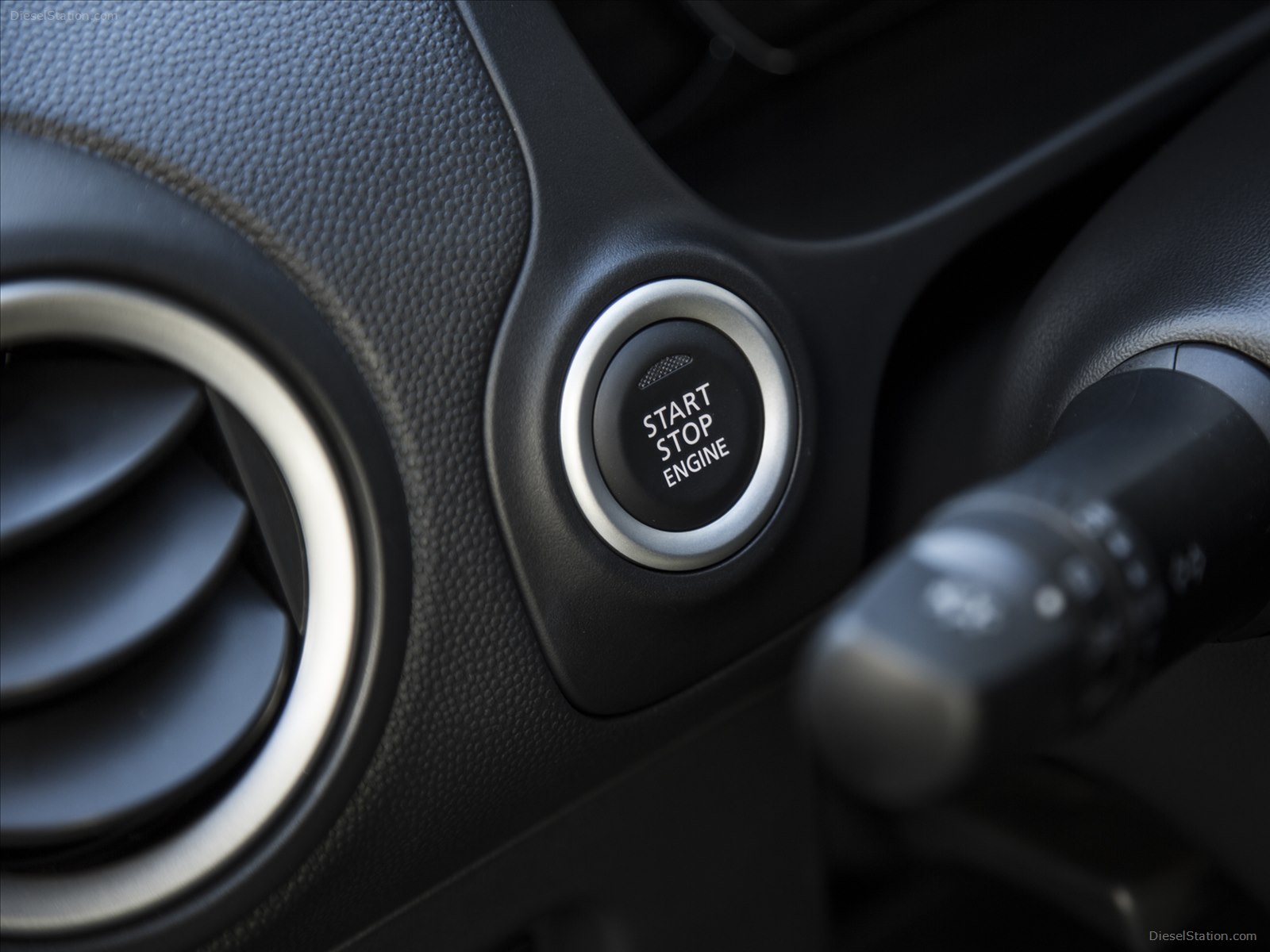 Mitsubishi Mirage GT 2017