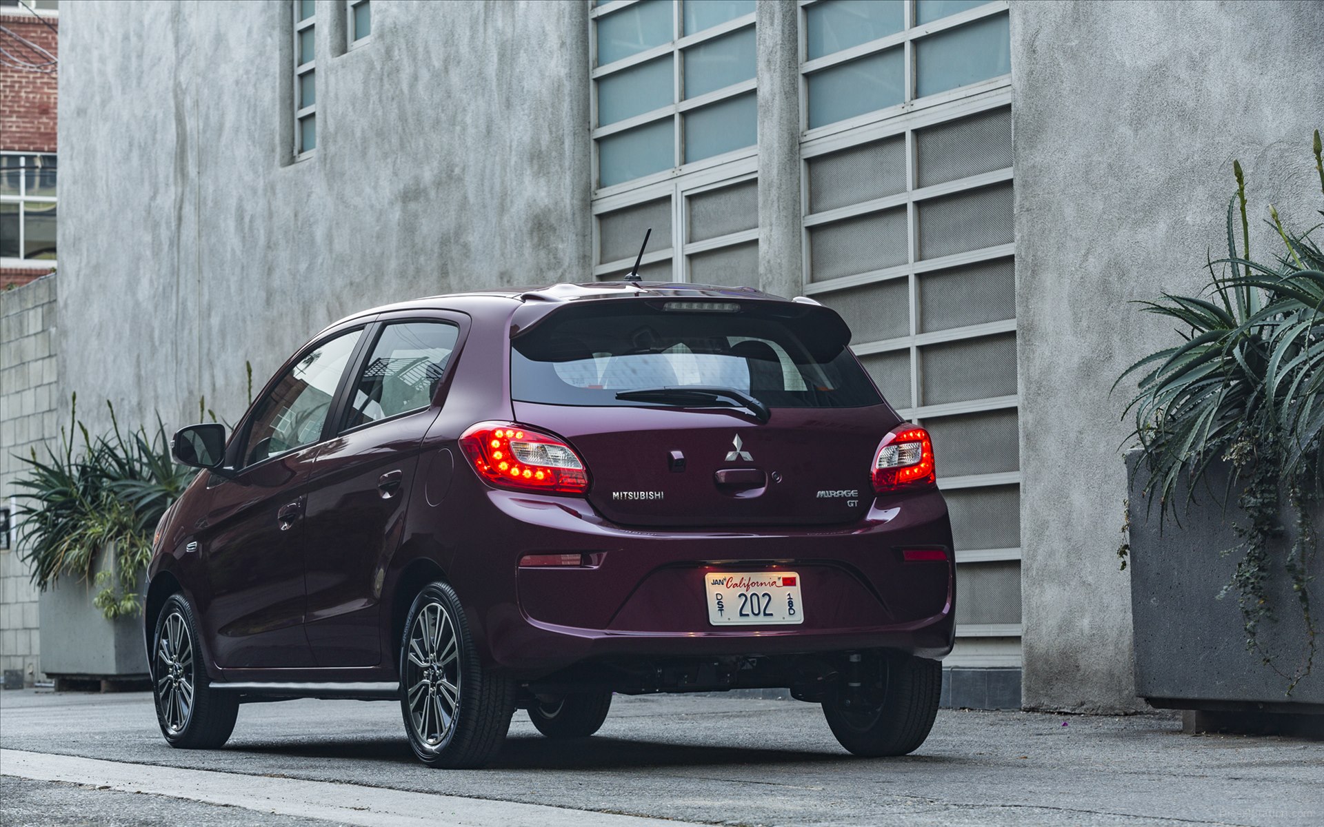 Mitsubishi Mirage GT 2017