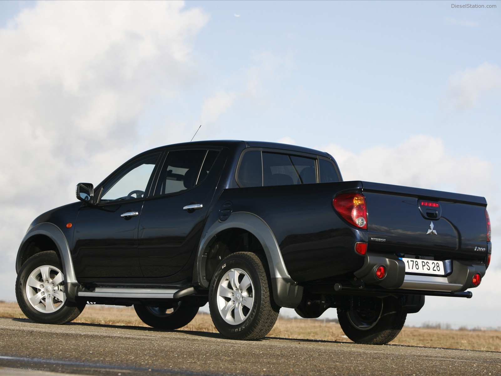Mitsubishi New L200 Long Bed