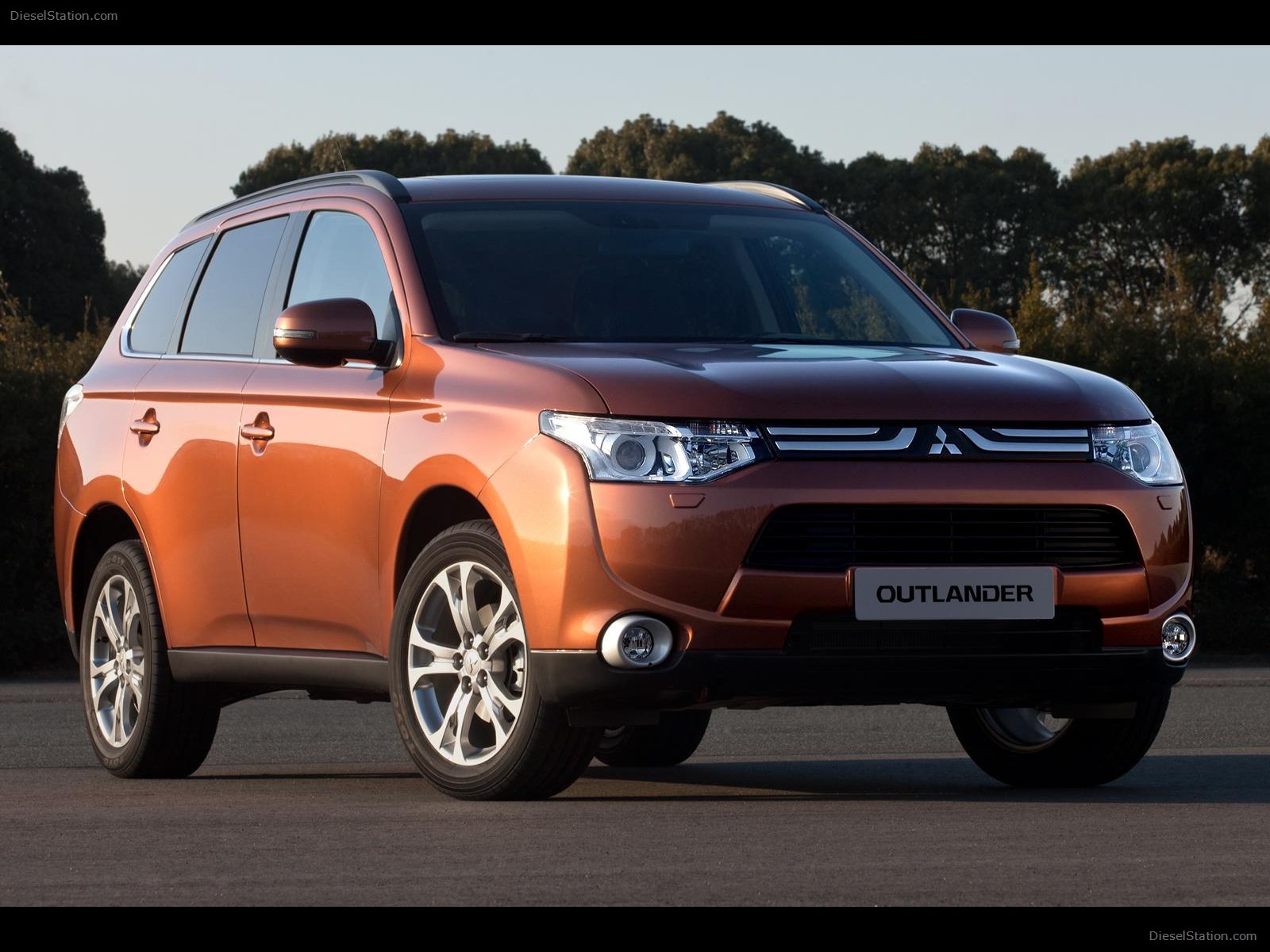 Mitsubishi Outlander 2013
