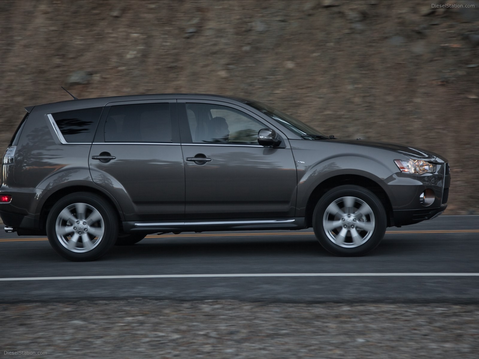 Mitsubishi Outlander GT 2011