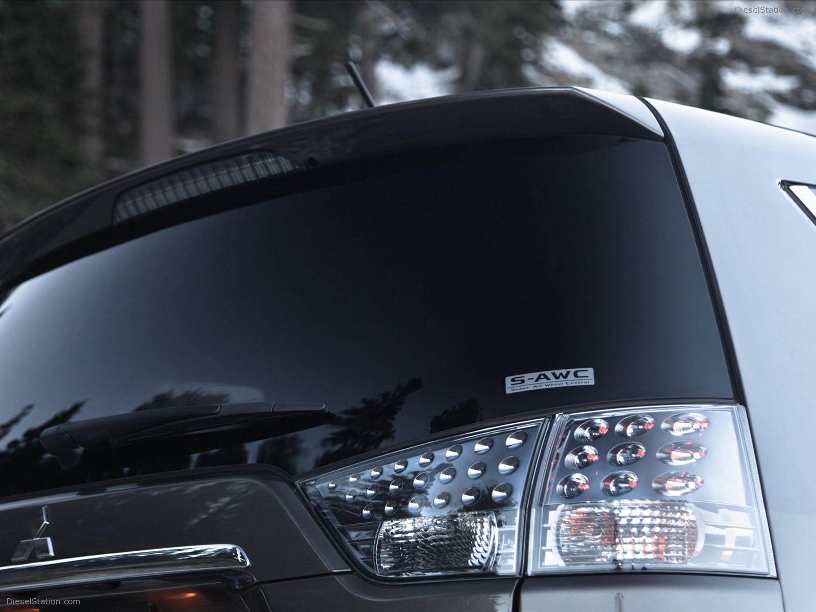 Mitsubishi Outlander GT 2011