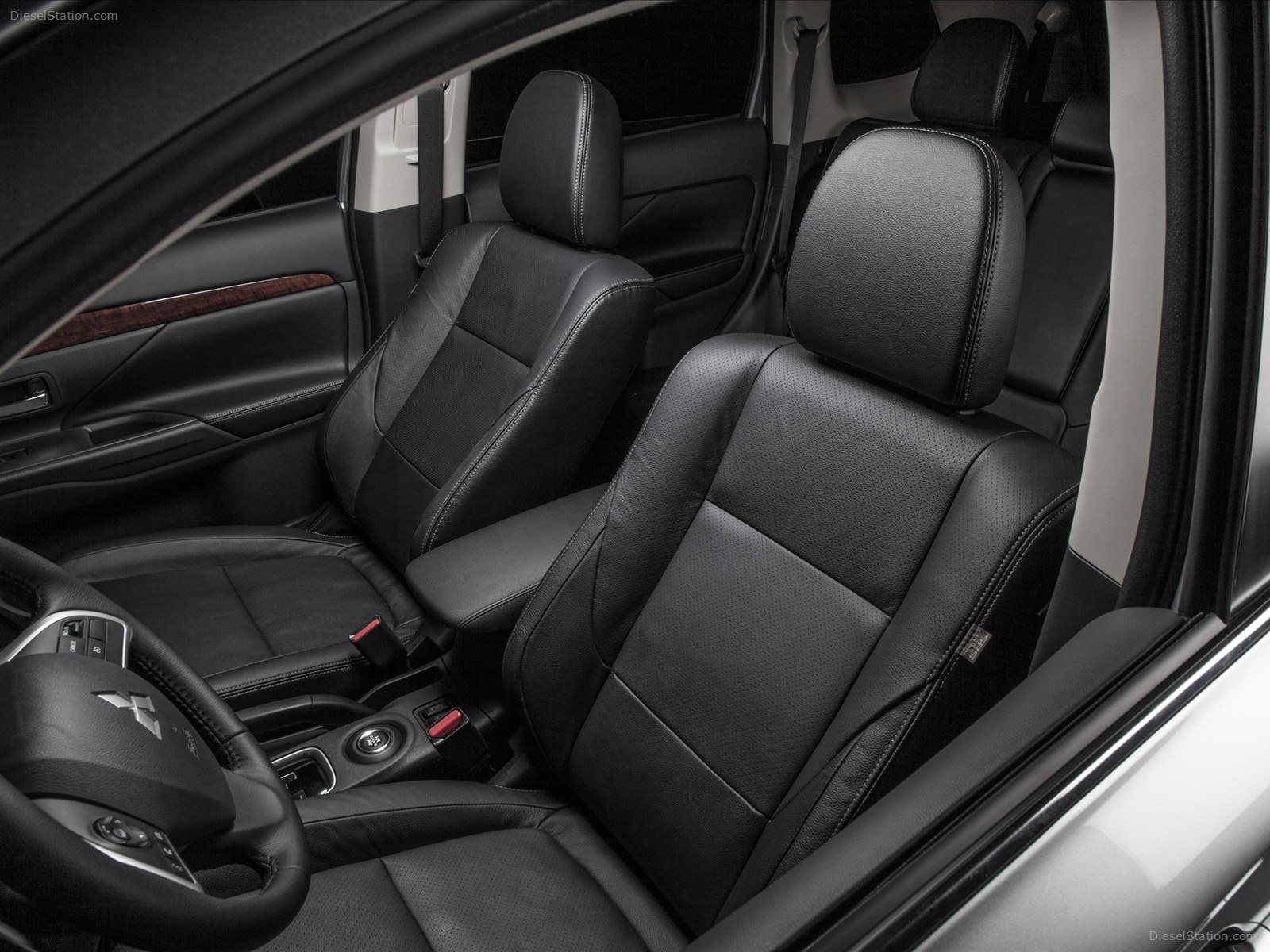 Mitsubishi Outlander GT 2014