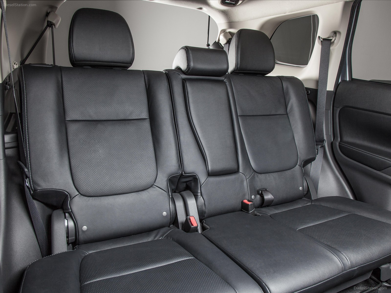 Mitsubishi Outlander GT 2014