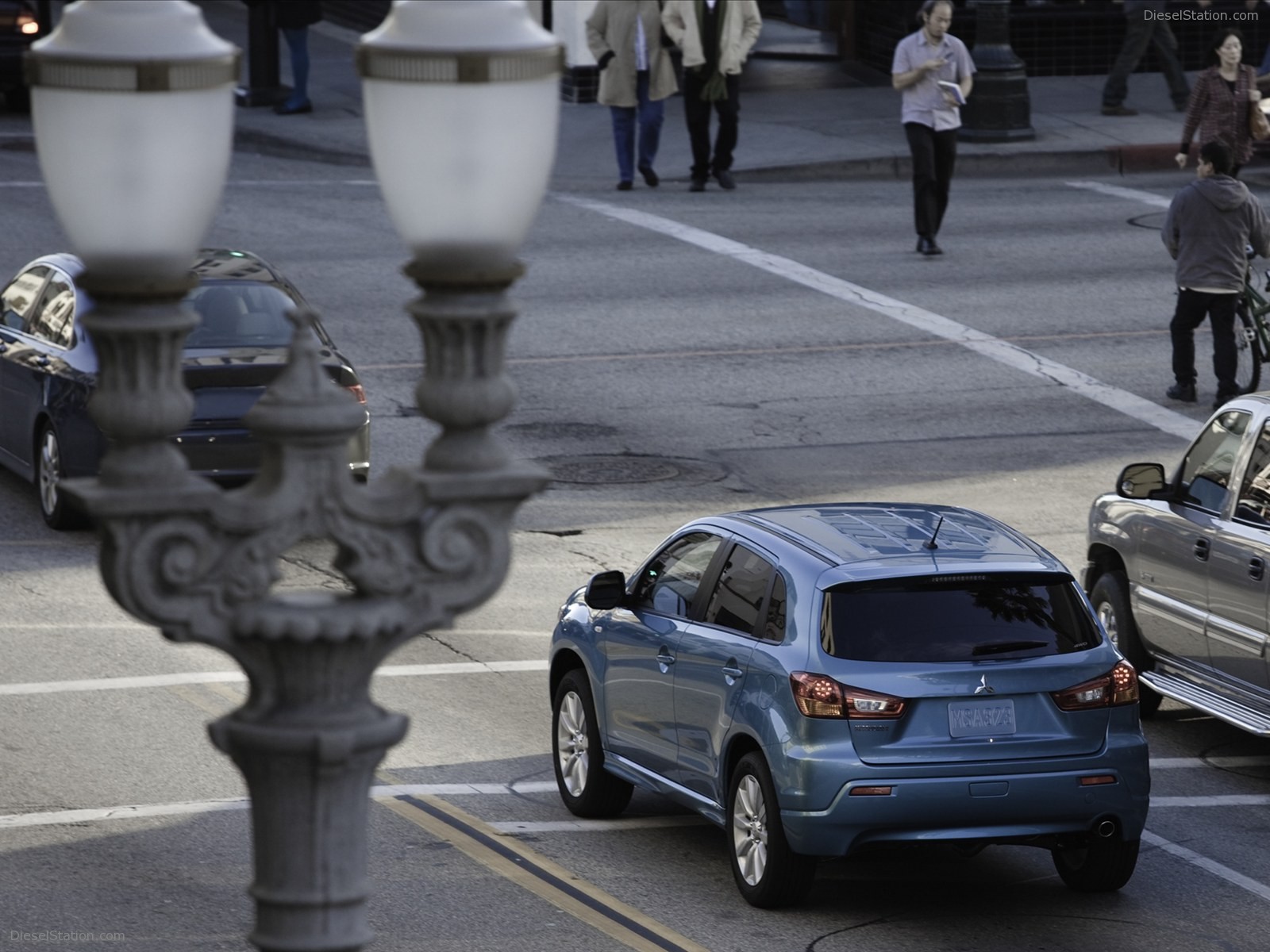 Mitsubishi Outlander Sport 2011